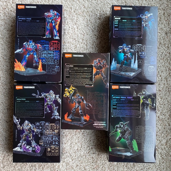 NIB LOT of 5 BLOKEES Transformers Classic Class Model Kits - Picture 3 of 8